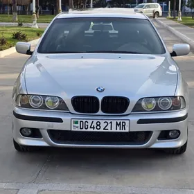 BMW E39 2000