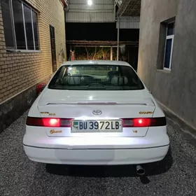 Toyota Camry 1998