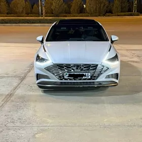 Hyundai Sonata 2021