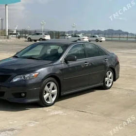 Toyota Camry 2011