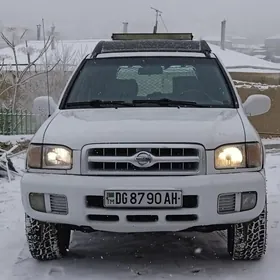 Nissan Pathfinder 2003