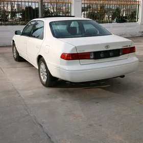 Toyota Camry 2001