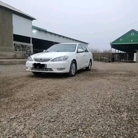 Toyota Camry 2005