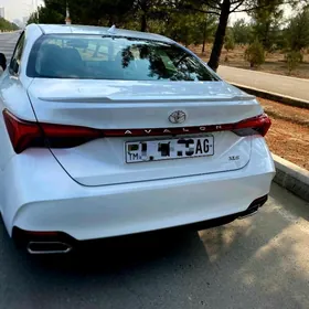 Toyota Avalon 2019
