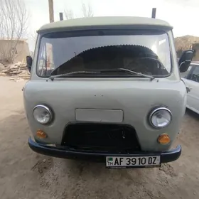 UAZ 452 1984