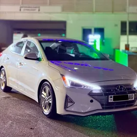 Hyundai Elantra 2020