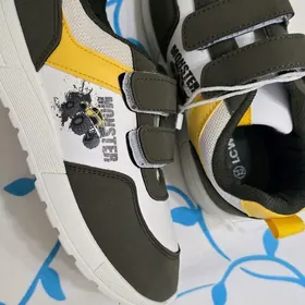 Кроссовки LC W