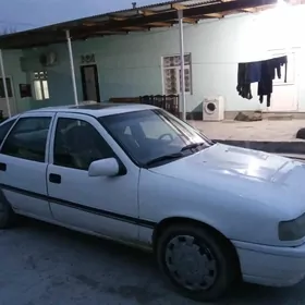 Opel Vectra 1990
