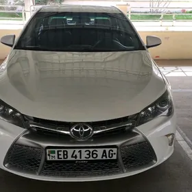 Toyota Camry 2017