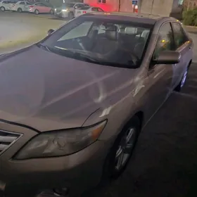 Toyota Camry 2010