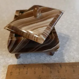 Шкатулка для украшения.