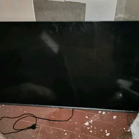 телевизор SKYWORTH