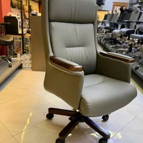 Koza kreslo.Кожа кресло