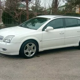 Opel Signum 2003