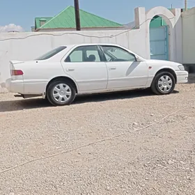 Toyota Camry 1999