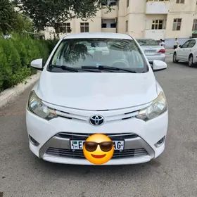 Toyota Yaris 2014