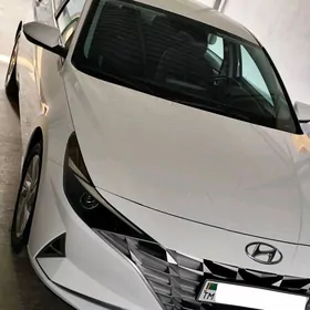 Hyundai Elantra 2021