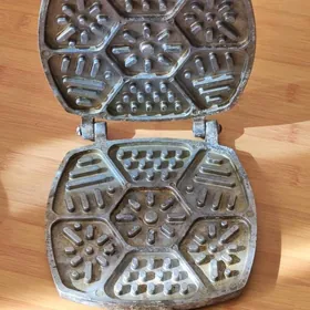 ВАФЕЛЬНИЦА ПЕЛЬМЕННИЦА РОССИЙС