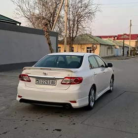 Toyota Corolla 2012