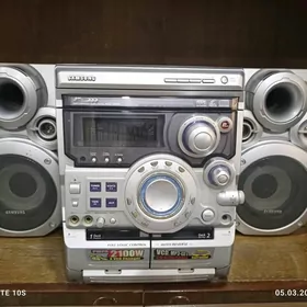 музыкальный центр