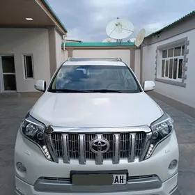 Toyota Land Cruiser Prado 2016