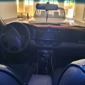 Toyota Camry 2005