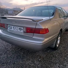 Toyota Camry 2000