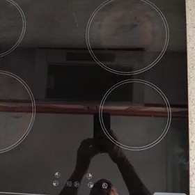 Электрическая плита "Skyworth"