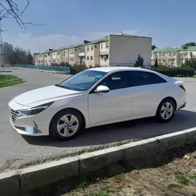 Hyundai Elantra 2020
