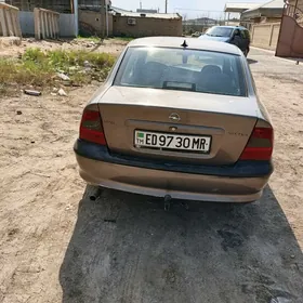Opel Vectra 1998