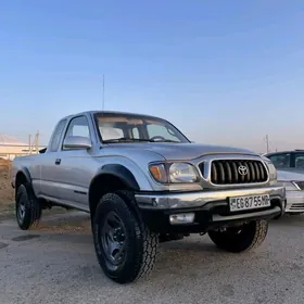 Toyota Tacoma 2003