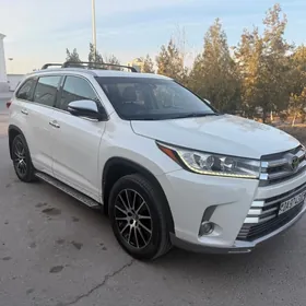 Toyota Highlander 2018