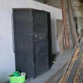 Металическийmetaliceskiy shkaf