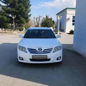 Toyota Camry 2010