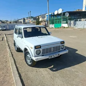 Lada Niva 2001