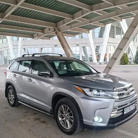 Toyota Highlander 2017