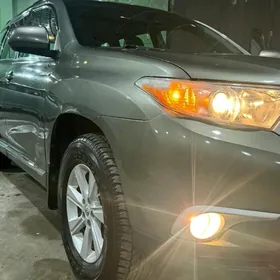 Toyota Highlander 2012
