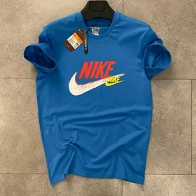 футболка Nike