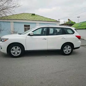 Nissan Pathfinder 2019