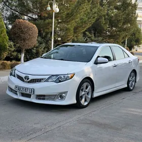 Toyota Camry 2013