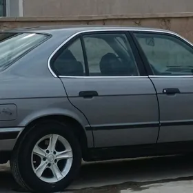 BMW 525 1991
