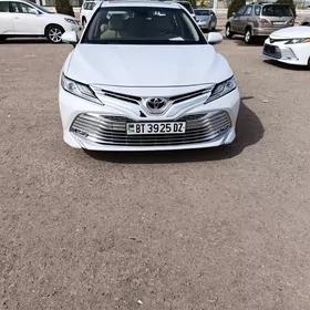 Toyota Camry 2020