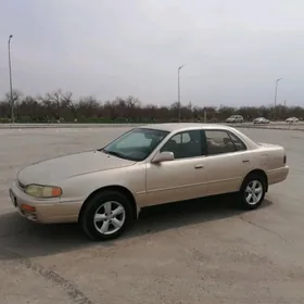 Toyota Camry 1995