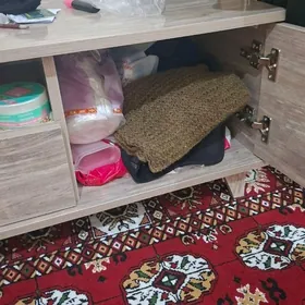 Паставка теливизор