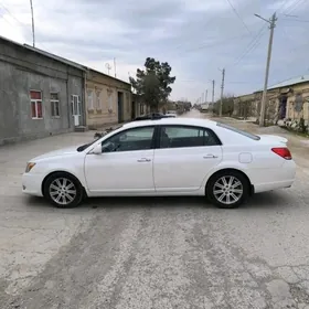 Toyota Avalon 2010