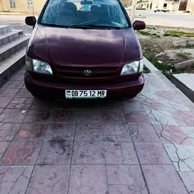 Toyota Sienna 2000
