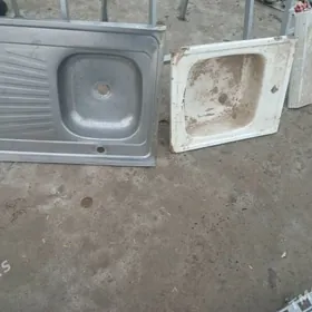 RAKAWINA WE UMUWALNIK