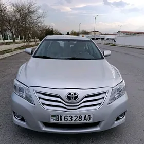 Toyota Camry 2010