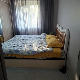 двухспальная кровать