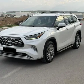 Toyota Highlander 2020